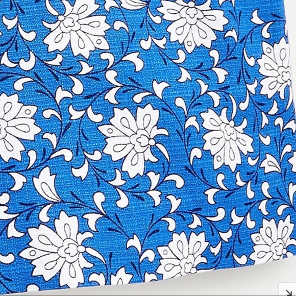 New J. CREW Trouser Shorts in Night Sky Blue Block Print Floral Blue Black White - Picture 3 of 12
